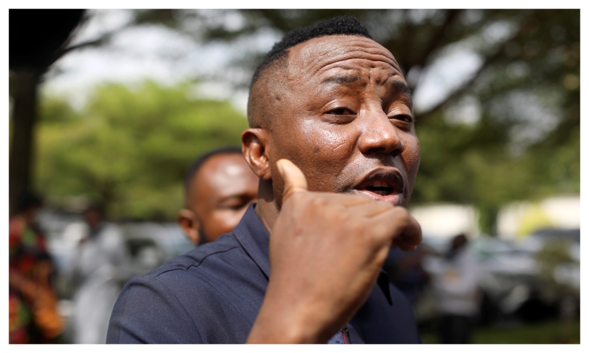 Sowore collapses after police tear-gassed Abuja protesters