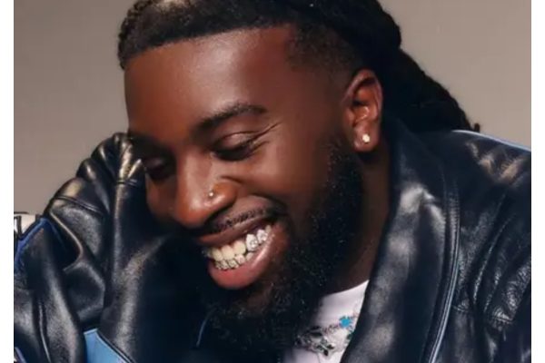 Three held as police probe killing of British-Nigerian musician in London
