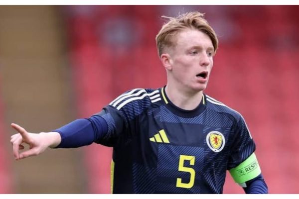 Arsenal announce deal for defender Callan Hamill