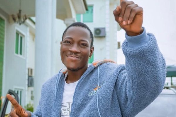 DJ Chicken calls Seyi Tinubu daddy, adopts his photo after release