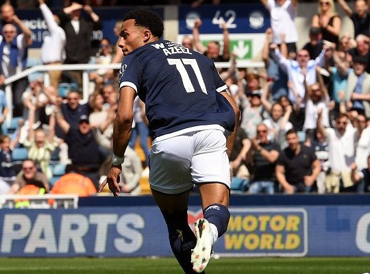 TRANSFER: Hull City lead race for Femi Azeez