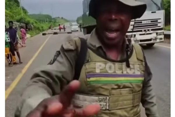 Police move to arrest officers threatening to slap, detain UK traveler if he was Igbo
