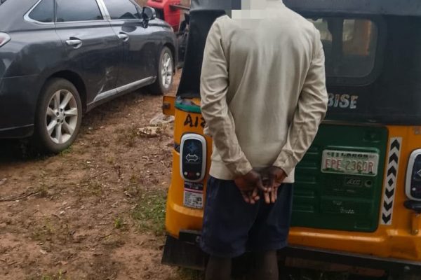 Suspected armed robber arrested in Oyo as Police recover tricycle stolen in Kwara