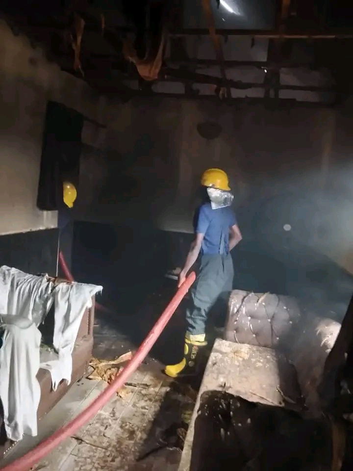 Kwara Firefighters contain residential fire in Ilorin, prevent major disaster