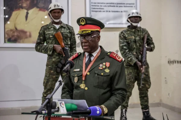 Guinea-Bissau junta leader makes first foreign trip to Chad