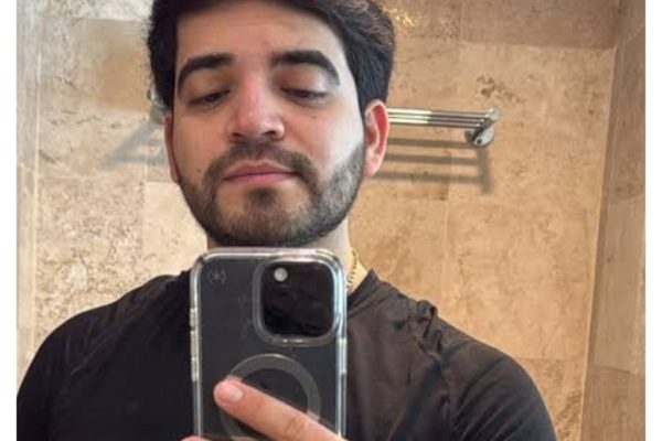 Social media influencer shot dead during livestream