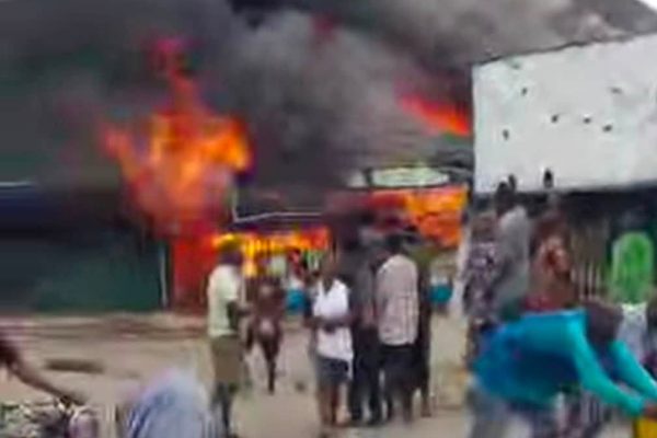 Kwara firefighters battle major inferno at Ita-Amodu, deploy two fire appliances