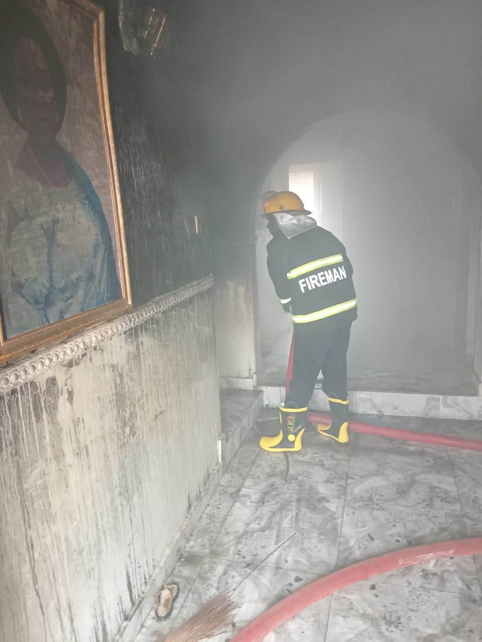 Suspected Arson: Fire guts furnished room in Ilorin three-bedroom flat