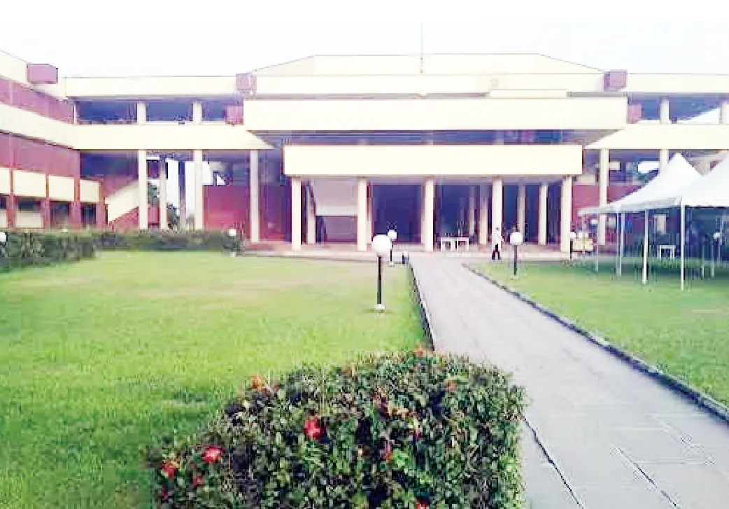 Lagos law student dies after jumping from four-storey building