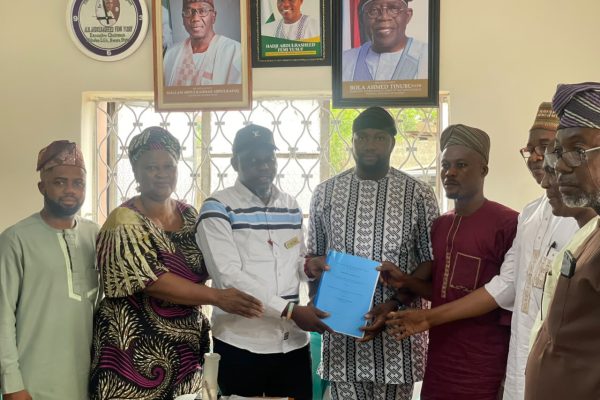 Ifelodun LG moves to revive ‘Ifelodun Travelers’, commences construction of modern motor park