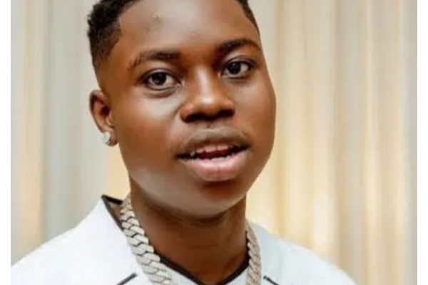 ‘Una dey whine my baby’ – Peller copies Jarvis’ hairstyle after backlash