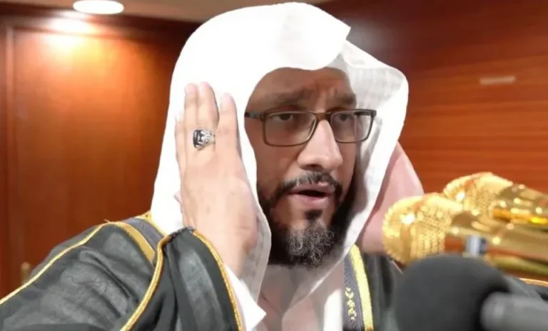 Makkah Grand Mosque caller to prayer dies