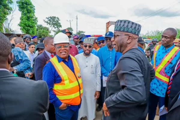 AbdulRazaq hails Tinubu as construction begins on Oko-Olowo bridge
