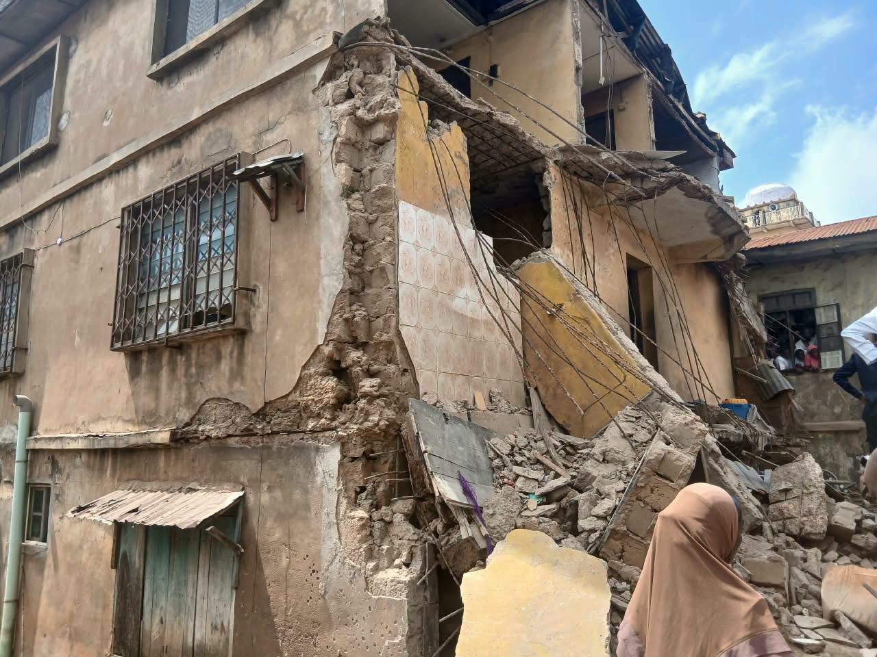 Four family members rescued as eight trapped in Ilorin building collapse